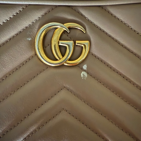 Gucci Matelasse Crossbody Bag - Picture 2 of 8